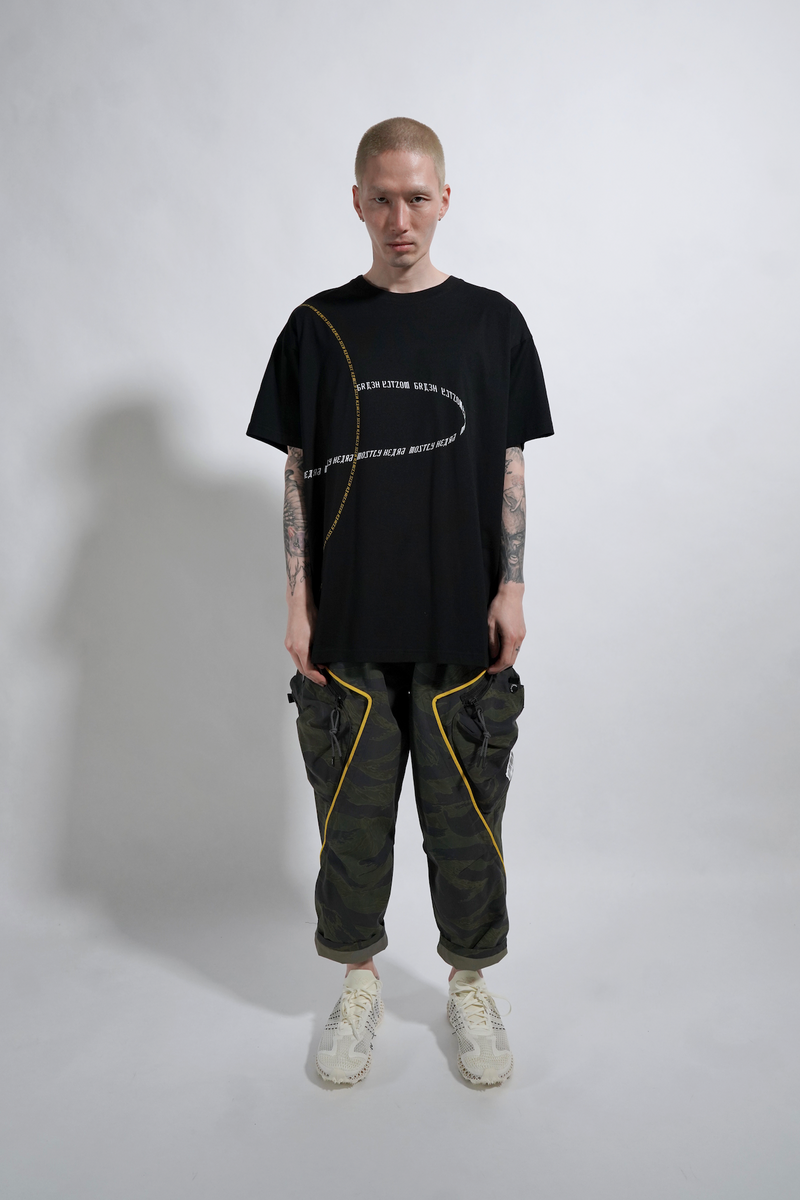 BRANDED ORBIT TEE
