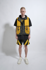 LAYERED CARGO CAMPER VEST