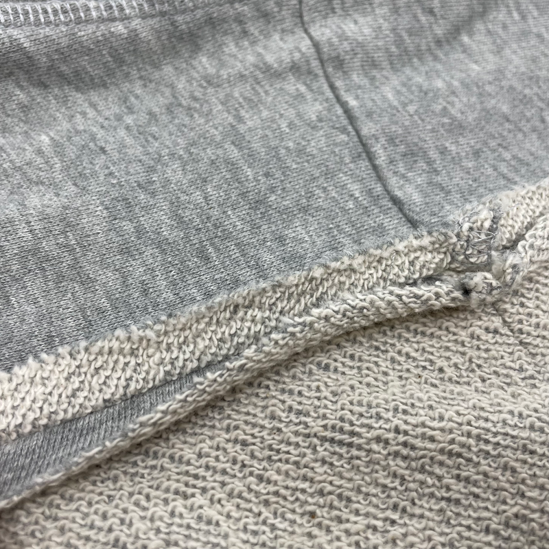 OVERSIZED MOCK NECK CREWNECK