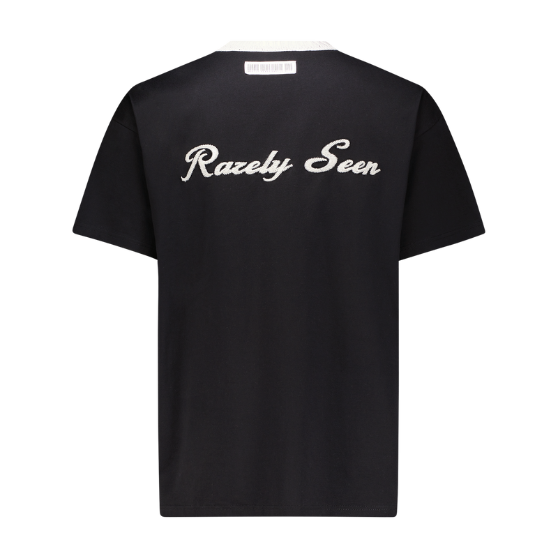 SWEATER COLLAR BRANDED TEE